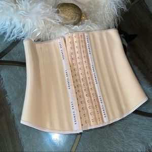 Luxe curves waist trainer corset